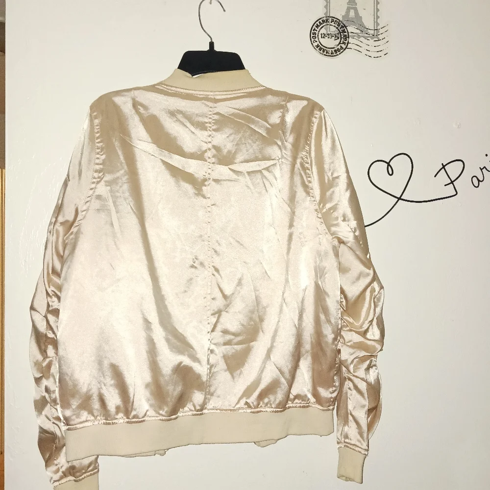 Jacket - Picture 2 of 4